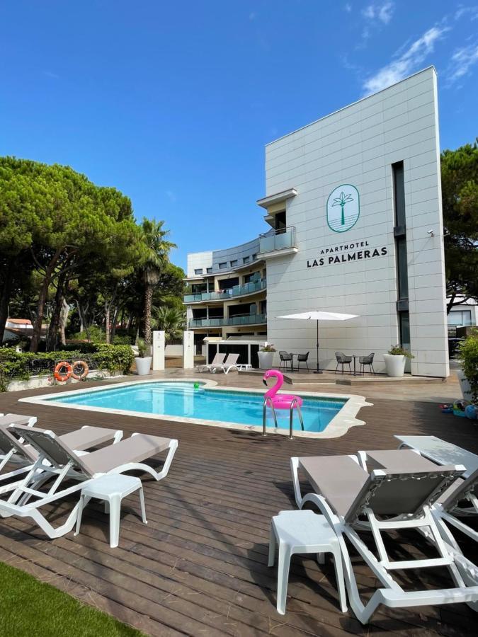 Aparthotel Las Palmeras Castelldefels Exterior foto